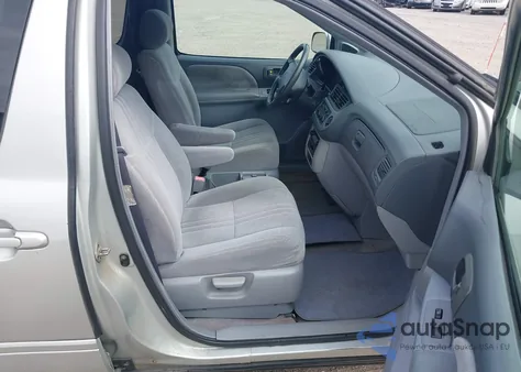 2002 Toyota Sienna Le from USA, damaged, VIN 4T3ZF13C42U506981